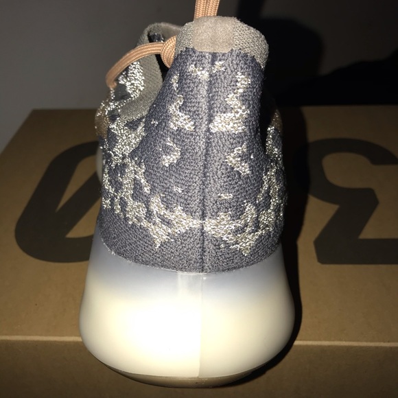 Brand new Yeezy 380 Mist Reflective DSWT Size 12 - Picture 3 of 5